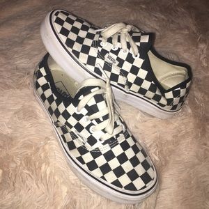 Checkered low top vans